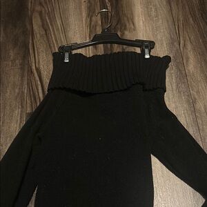 SHEIN Black Long Sleeve Tee